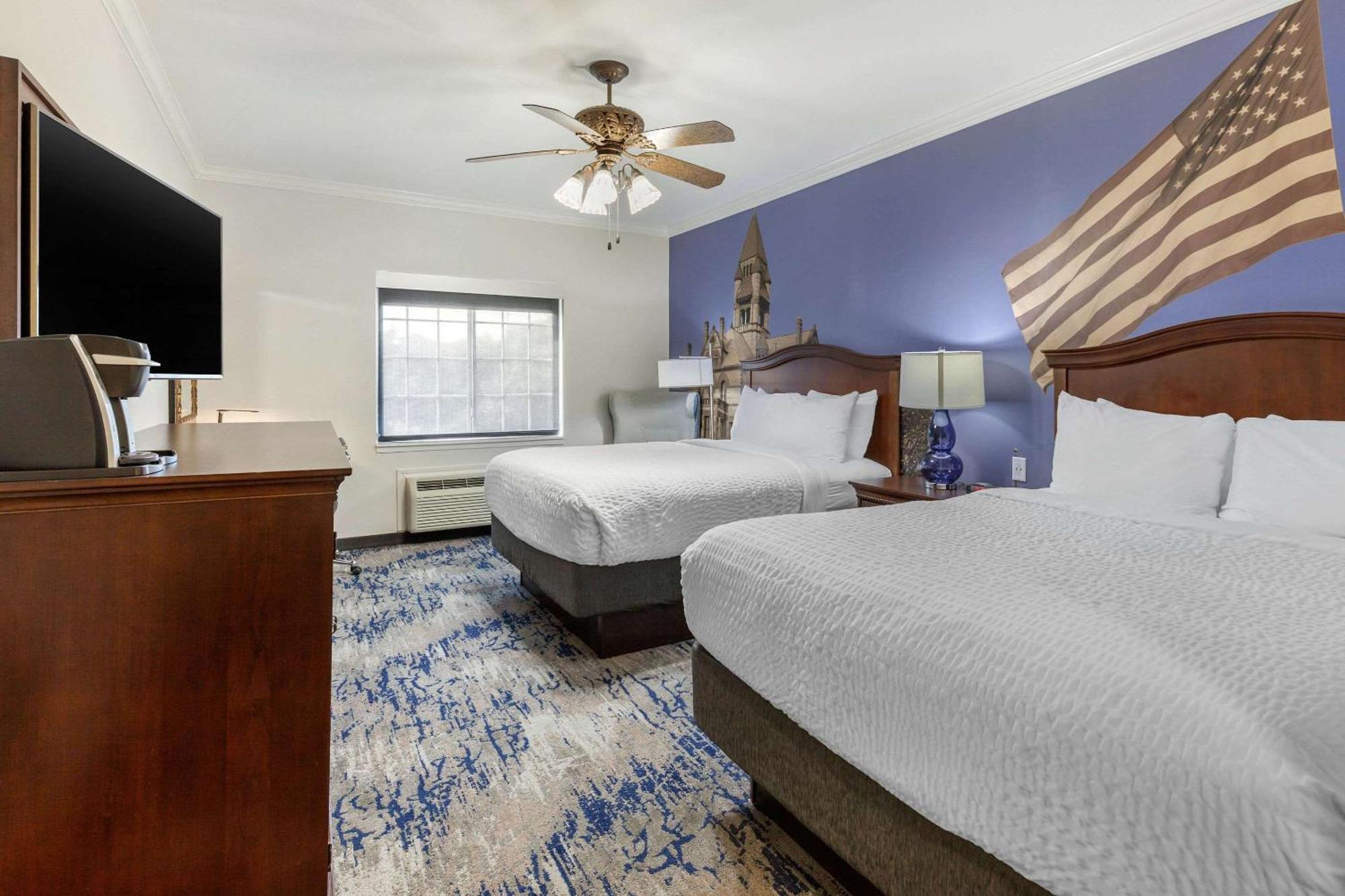 Clarion Pointe Sulphur Springs Buitenkant foto