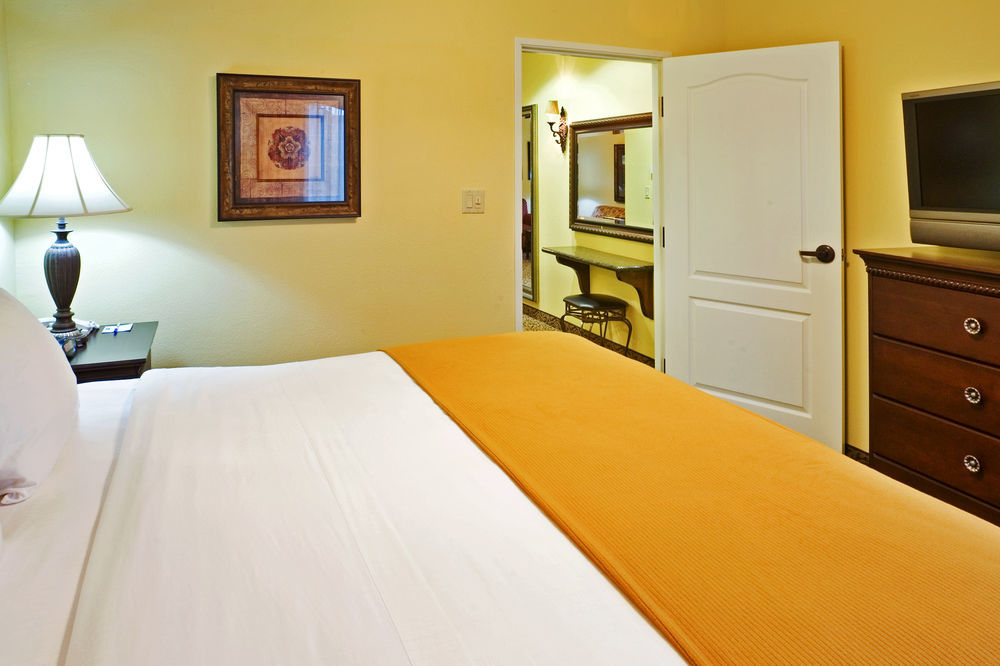 Clarion Pointe Sulphur Springs Buitenkant foto